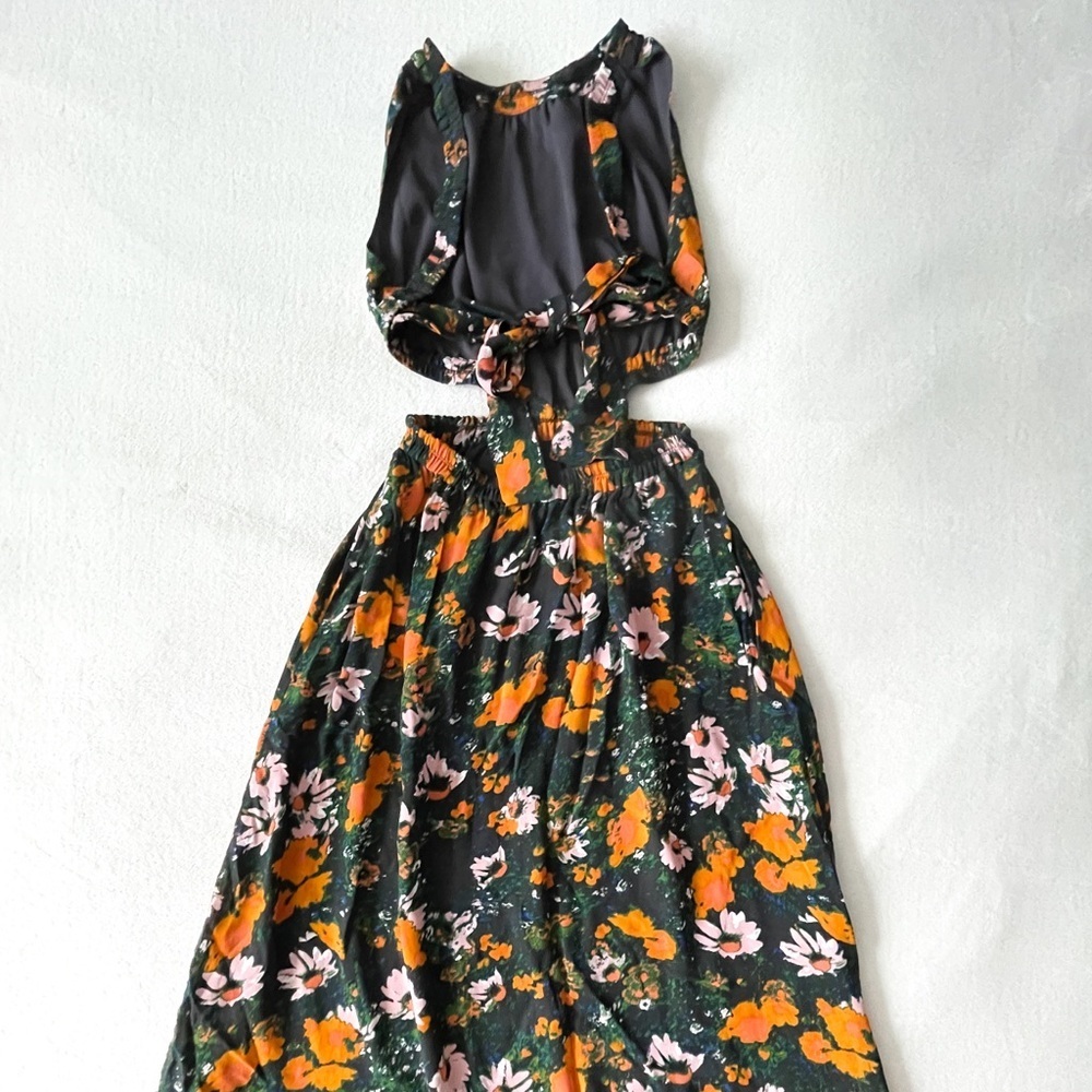 Wilfred Floral Cut-out Halter Maxi Dress - Picture 11 of 13